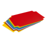 Set de 6 tablas de fibra de colores intercambiables Dimensiones de cada tabla: 500x400x3 mm.